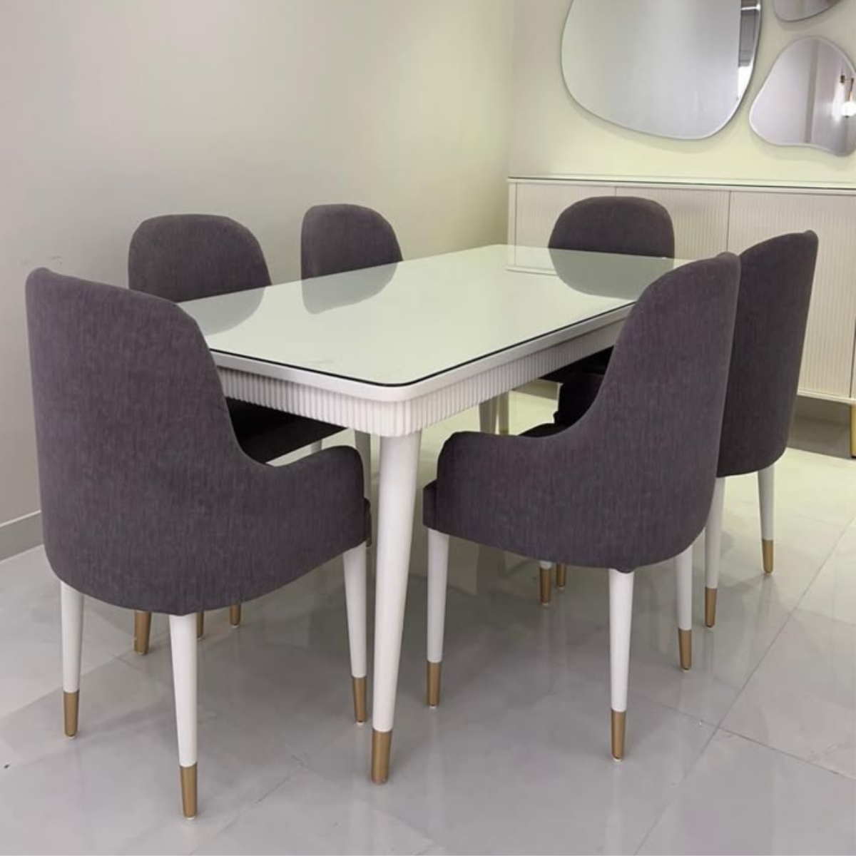 Table à manger design blanc et verre