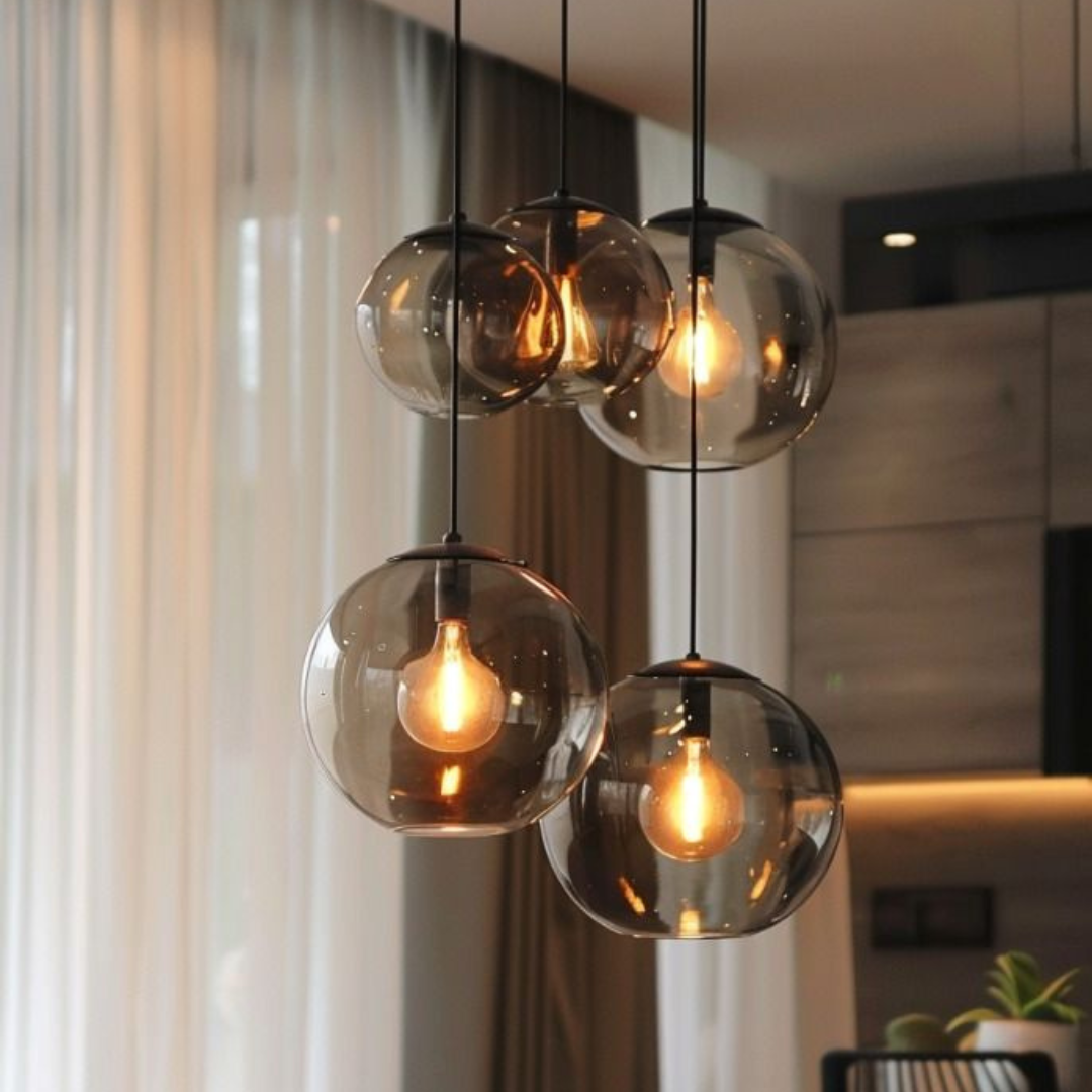 Suspension contemporaine en verre transparent